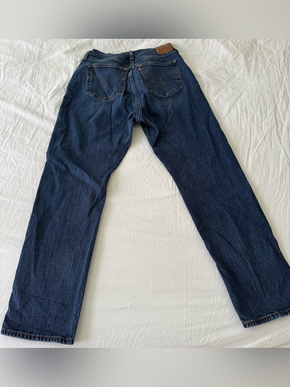 Levi's Women's Straight Leg Jeans in Dark Blue Denim - Picture 4 of 5